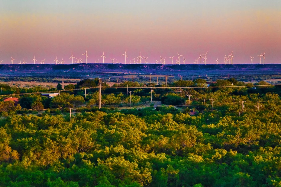 rigging heavy lifts in Central Texas with rental cranes